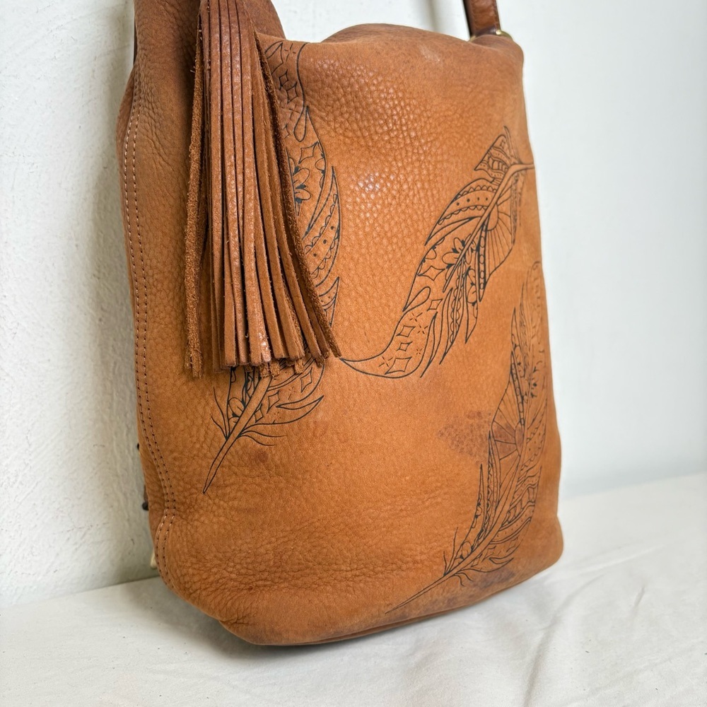 HOBO Inked Hide Collector’s Edition 2018 Feathers Convertible Backpack Bag Purse - Picture 13 of 16